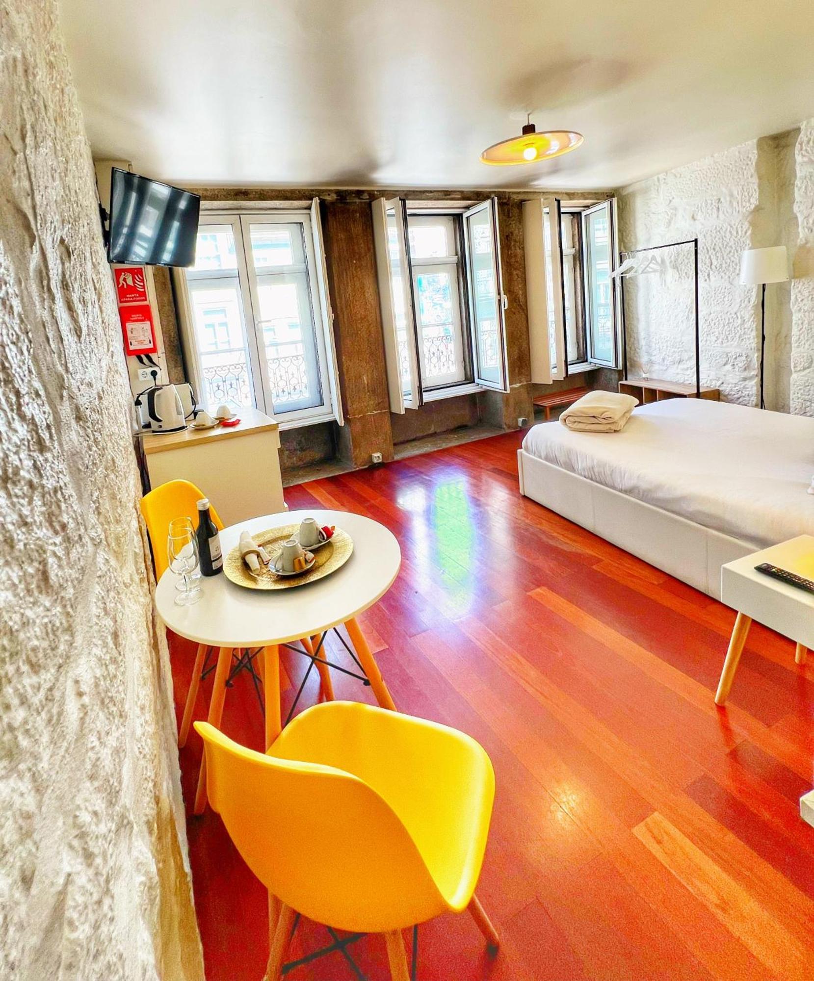 Porto Rooms City View Екстер'єр фото