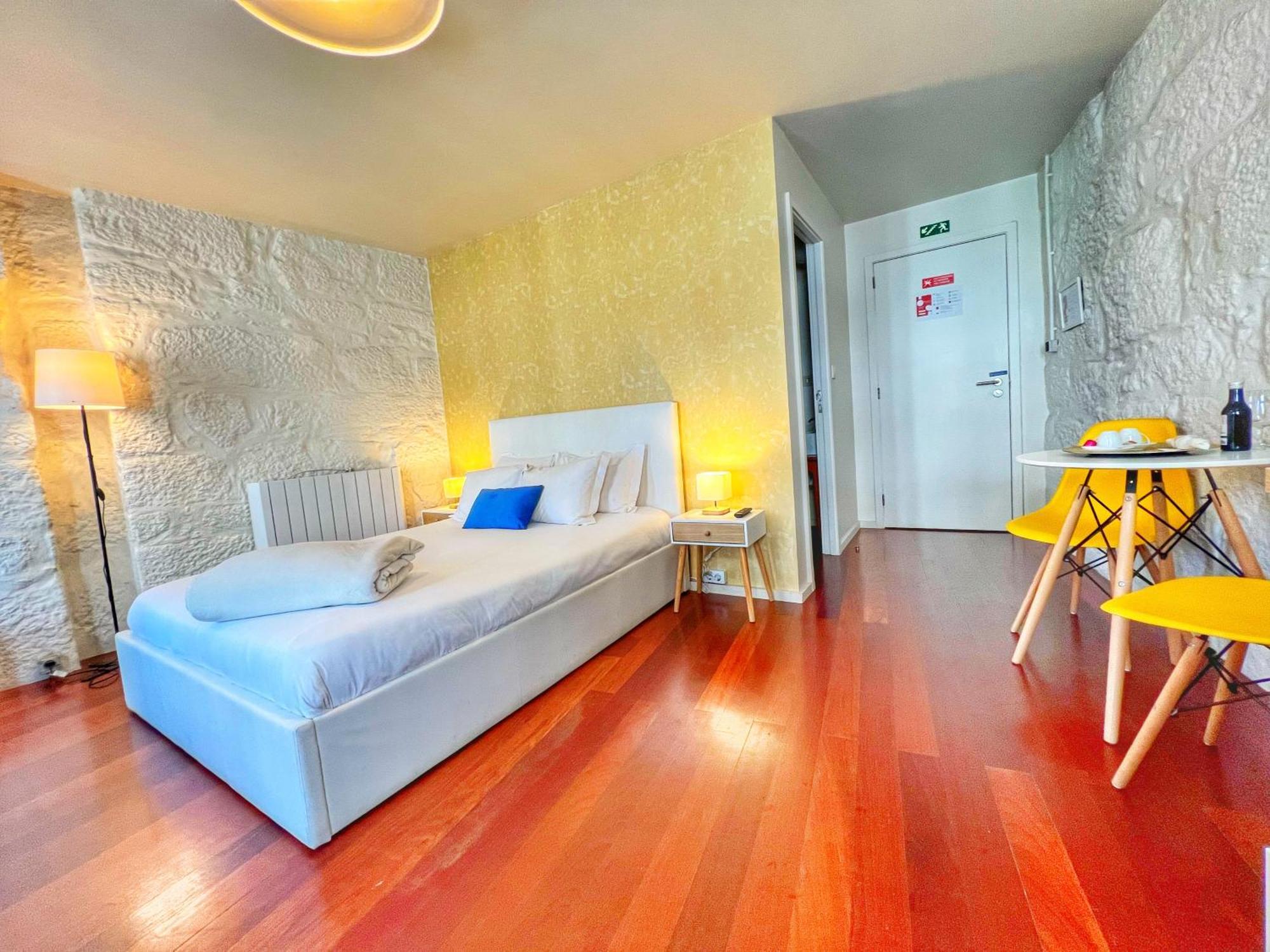 Porto Rooms City View Екстер'єр фото